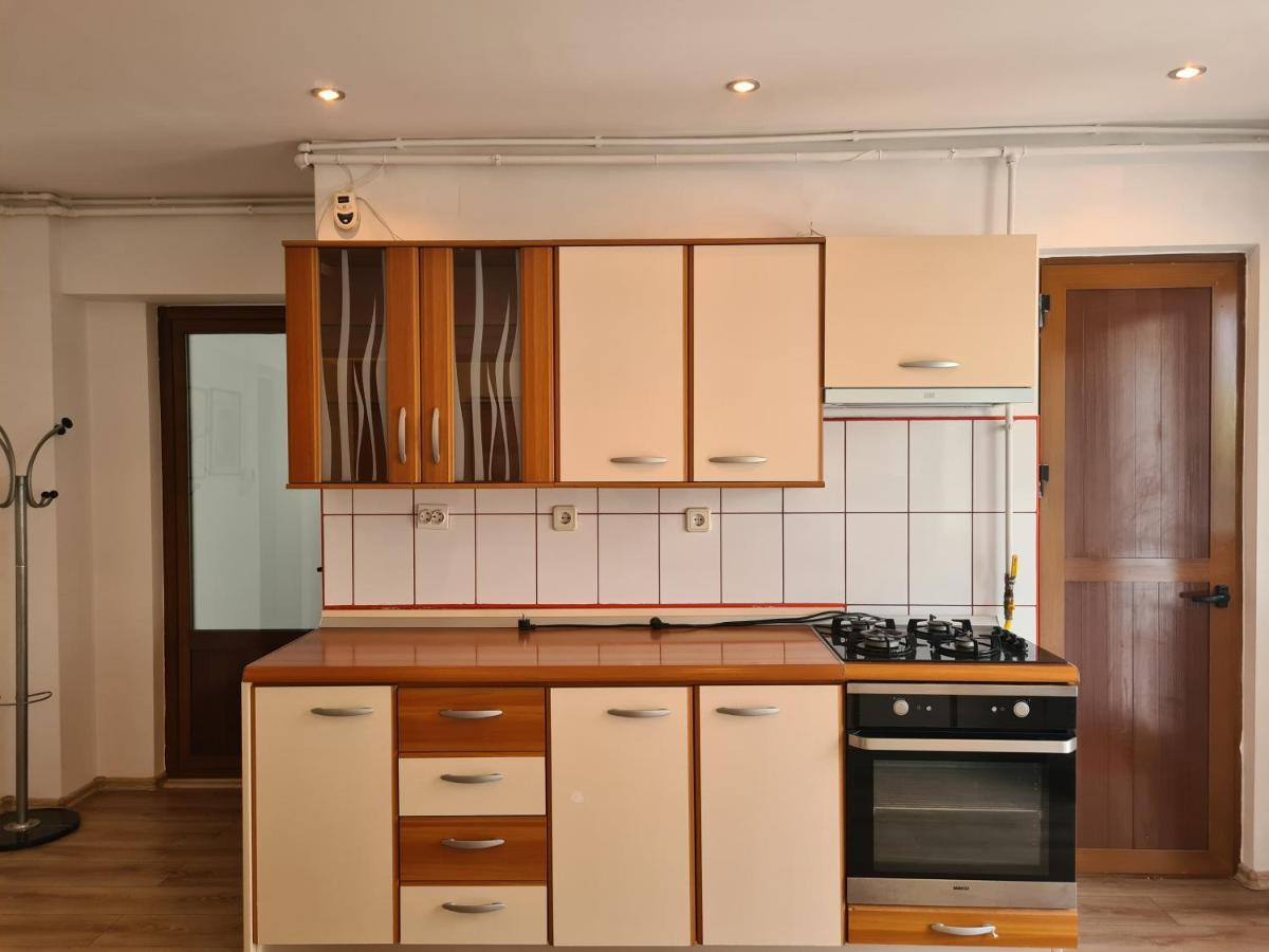 Apartament Anna Targoviste Ngoại thất bức ảnh